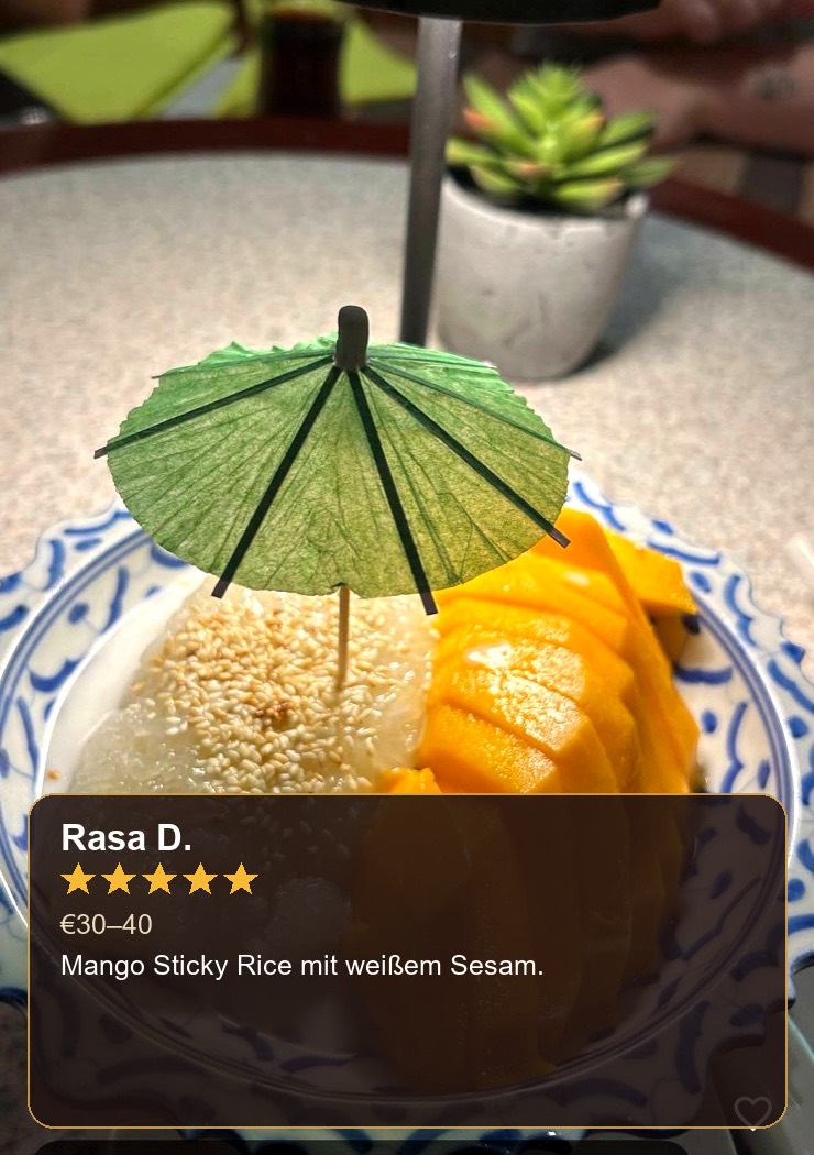 Mango Sticky Rice mit Kokosmilch und weißem Sesam